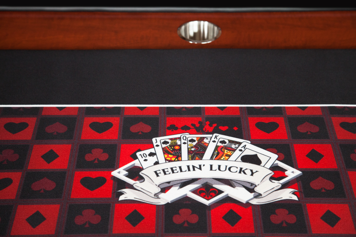  "Feelin' Lucky" iShowroom Custom Ultimate Poker Table Jr. (5)
